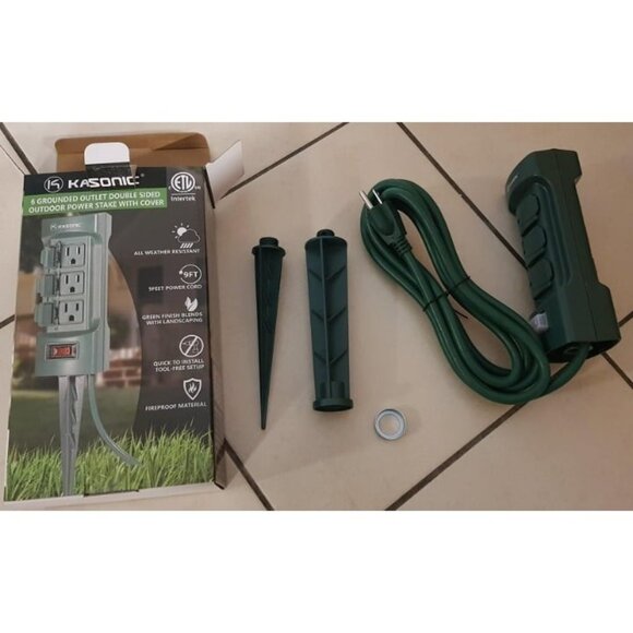 New Outdoor Power Stake, 6-Outlet 9 ft Extension Cord Power Strip - Picture 2 of 2